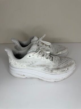 Hoka One One Clifton 9 1127896 WWH White Running Shoes Sneakers Women’s Size 9B